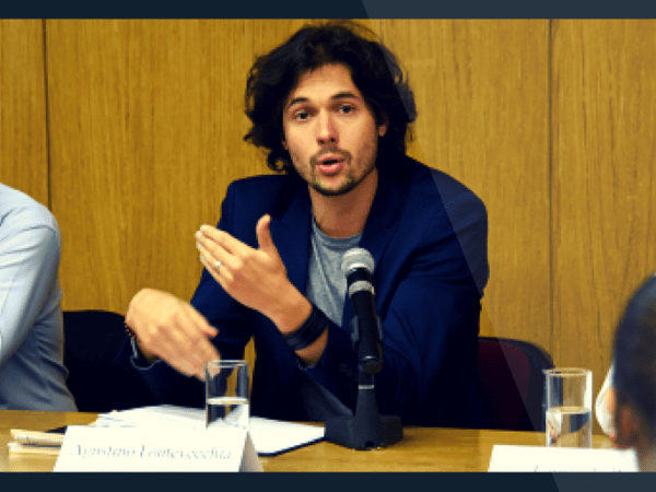 «Hoy no podemos decirle que no a Google y a&nbsp;Facebook»