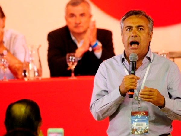 Cornejo hace campaña para ser Presidente en&nbsp;2023