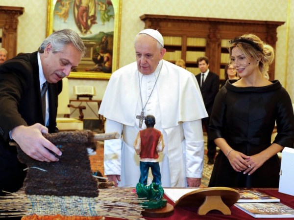 Alberto espera que el Papa comprenda su postura a favor del&nbsp;aborto