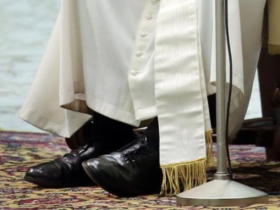 Alberto habría aconsejado a Francisco no venir hasta que «ceda en algo la&nbsp;grieta»