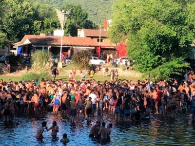 Calamuchita, sin barbijo ni distancia&nbsp;social