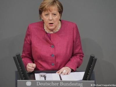 El virus no admite «medias tintas» ni «titubeos», dijo&nbsp;Merkel