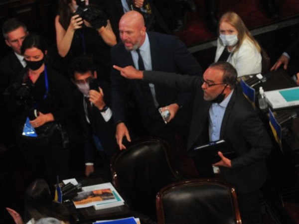 El PRO dejó la Asamblea Legislativa mientras hablaba el Presidente, pero no sus&nbsp;aliados