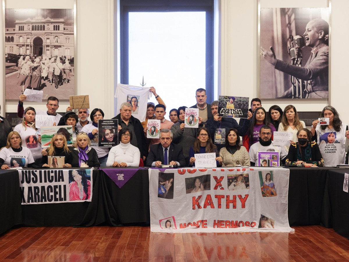 Familiares de femicidios demandaron al Presidente «dar visibilidad a las&nbsp;ONG»