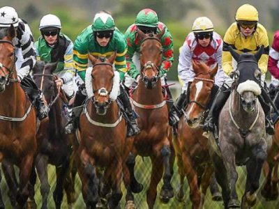 El primero corre de&nbsp;atrás