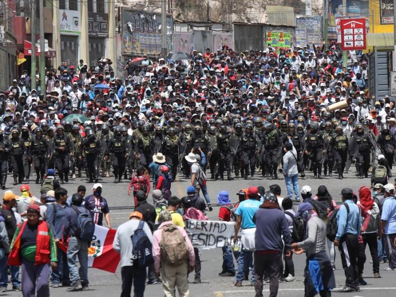 Perú: Estado de emergencia total durante 30 días, tras la caída de Pedro&nbsp;Castillo