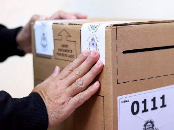 «Hay una profunda insatisfacción con la política, no con la&nbsp;democracia»