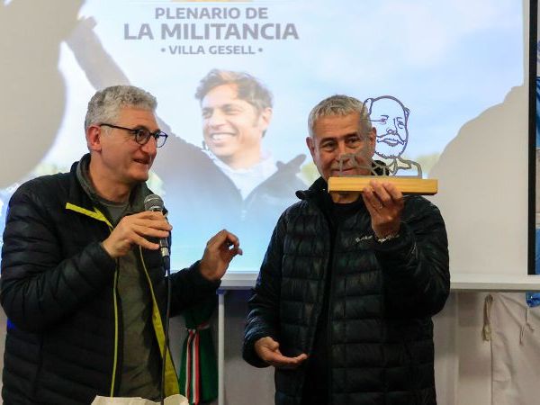 Intendentes peronistas bonaerenses contra «el dedo» de Cristina y a favor de&nbsp;Kicillof