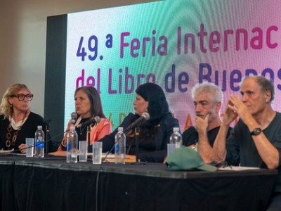 Feria del Libro: provocador debate final sobre censura, Falcons verdes, feminismo, lenguaje inclusivo y&nbsp;libertades