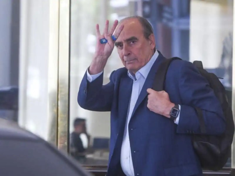 Un trío de gobernadores se «desespera» por recomponer con el libertario&nbsp;Milei