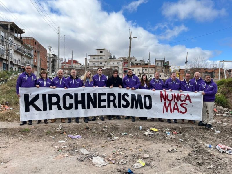 Sin insultar, Milei provocó con un «Nunca más al kirchnerismo», en el lanzamiento de la campaña de la provincia de Buenos&nbsp;Aires