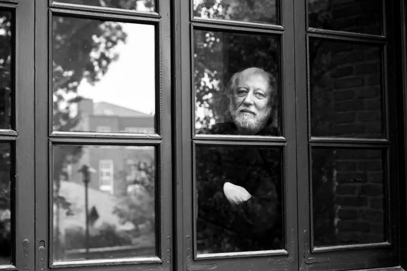 Terror apocalíptico con ritmo de tango, en novelas del premio Nobel de Literatura&nbsp;Krasznahorkai