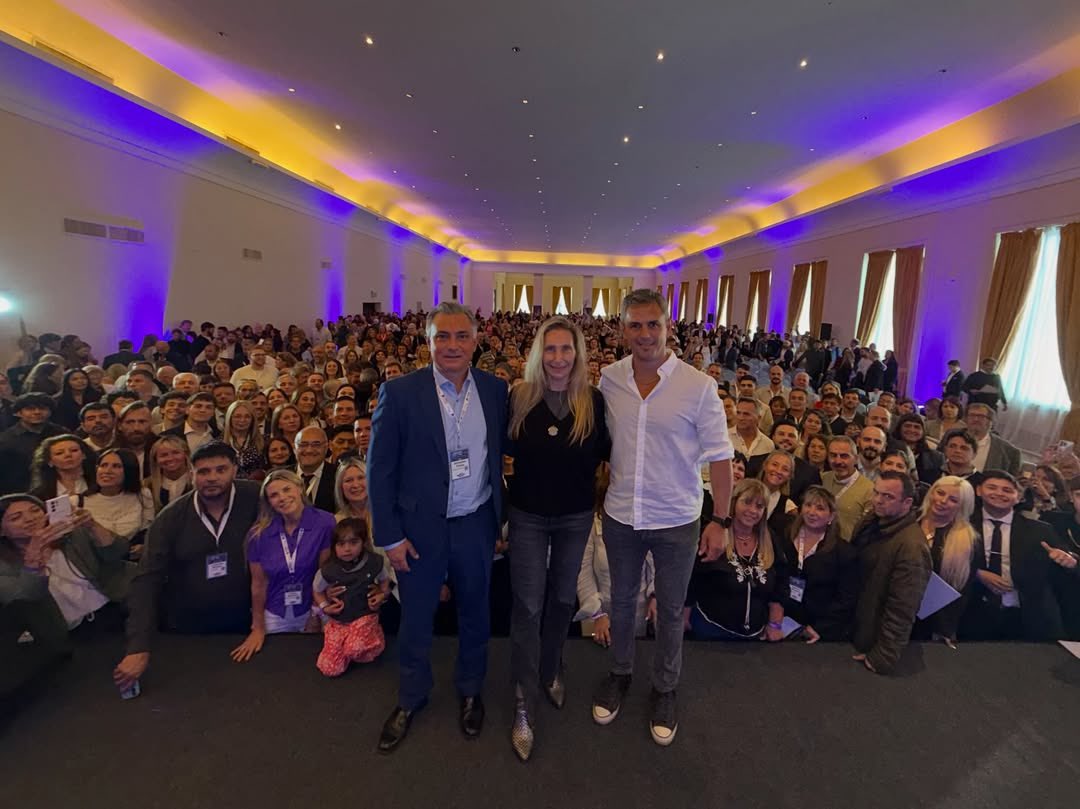 Karina apostó por la reelección de Milei en 2027, durante un plenario&nbsp;bonaerense