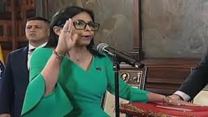 Quién es Delcy Rodríguez, la presidenta de Venezuela que reivindica a Maduro y&nbsp;Chávez