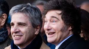 Milei y Caputo agrandados ante los&nbsp;«kukitas»