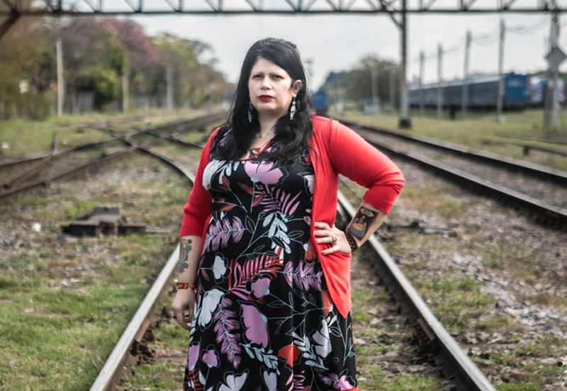 "Si fuese por el Gobierno, hubiese barrido la figura legal del femicidio", advirtió la escritora Dolores Reyes