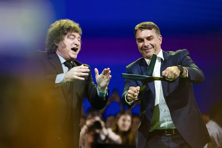 Lula busca acuerdos con el centroderecha para ganar al ultra Bolsonaro, apoyado por Milei, dice un analista&nbsp;brasilero