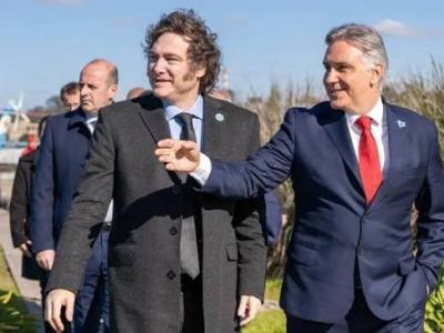 Milei le adelantó 400 mil millones de pesos para obras y deudas al cordobés&nbsp;Llaryora