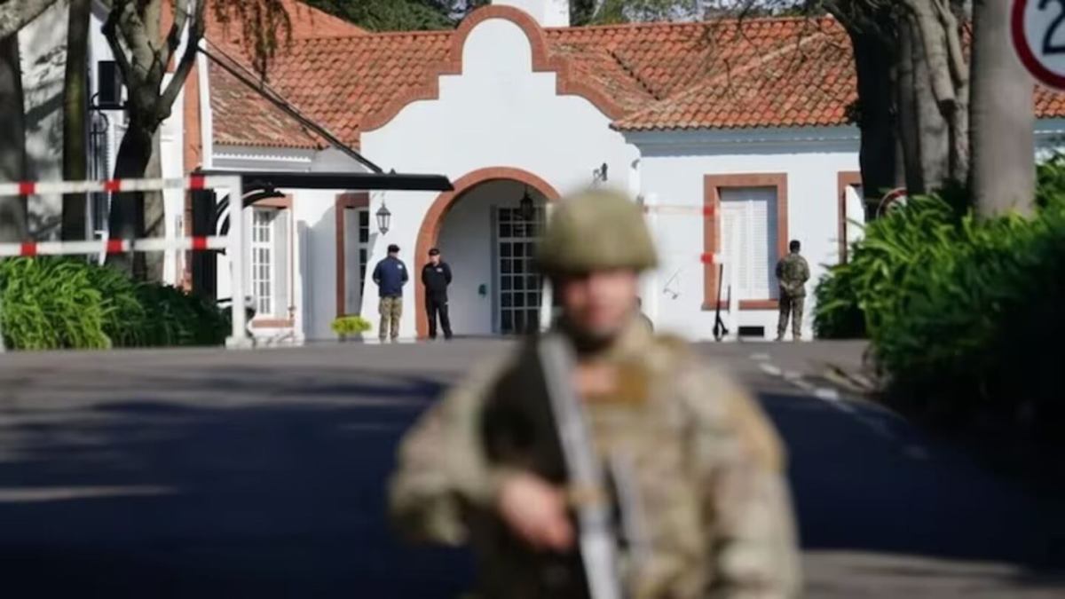 La Casa Militar tomará el control de Olivos por orden de los hermanos&nbsp;Milei