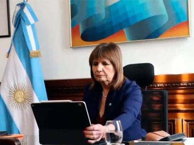 «No me ladren»: Bullrich se diferenció en un video tarareando a Lali Espósito, y Milei dijo que eso no es un&nbsp;problema